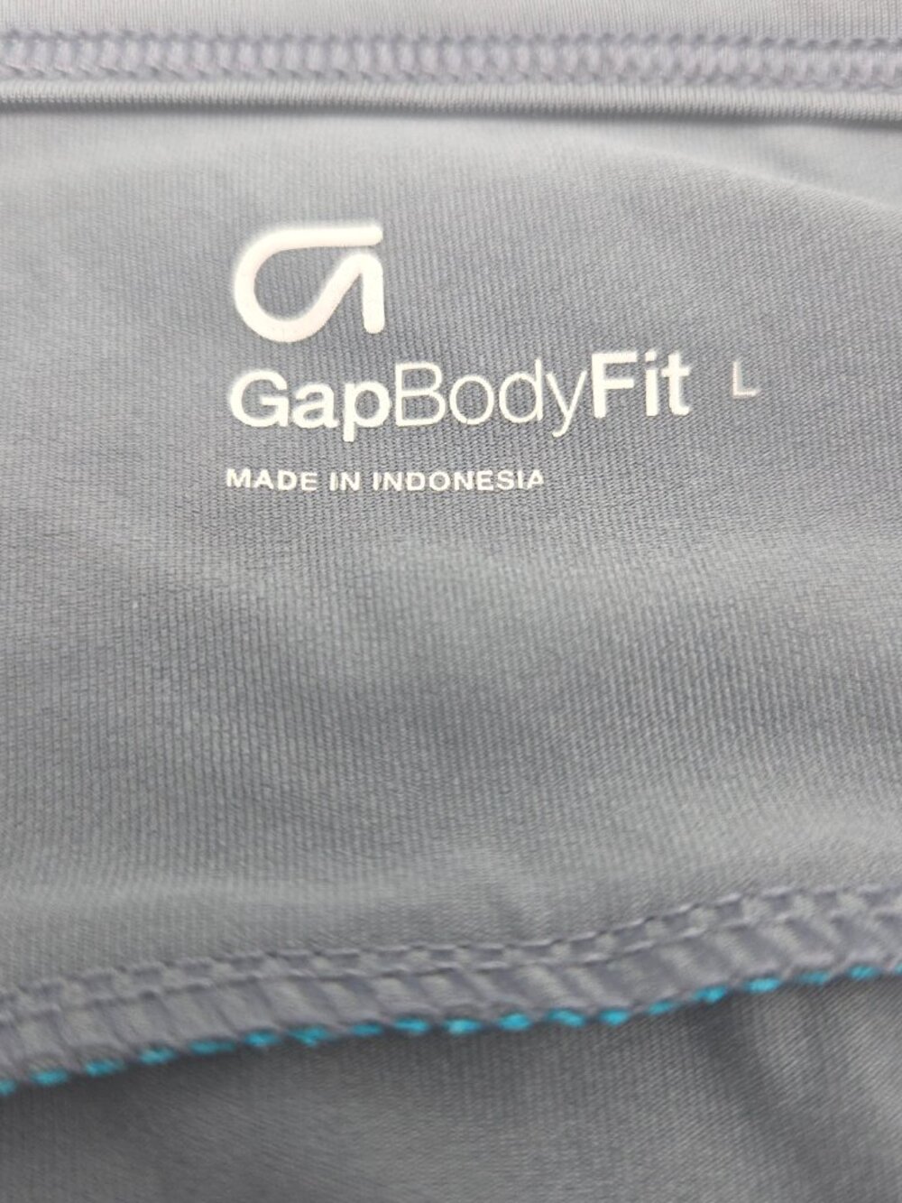 NWT GapBodyFit Gray & Teal Keyhole Long Sleeve Crewneck Top Size L - Picture 3 of 8